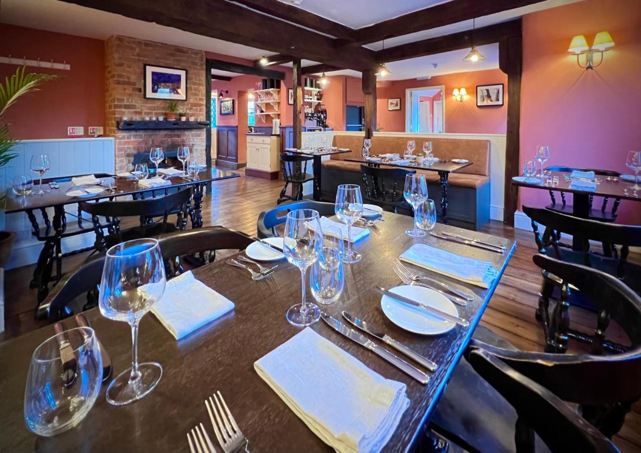 The Kings Head Hotel Dorking Ngoại thất bức ảnh