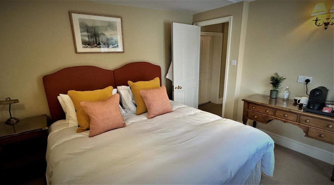 The Kings Head Hotel Dorking Ngoại thất bức ảnh